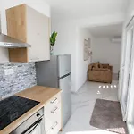 公寓 Family-friendly With Swimming Pool - Mulo, Zadar - 24110 沃希