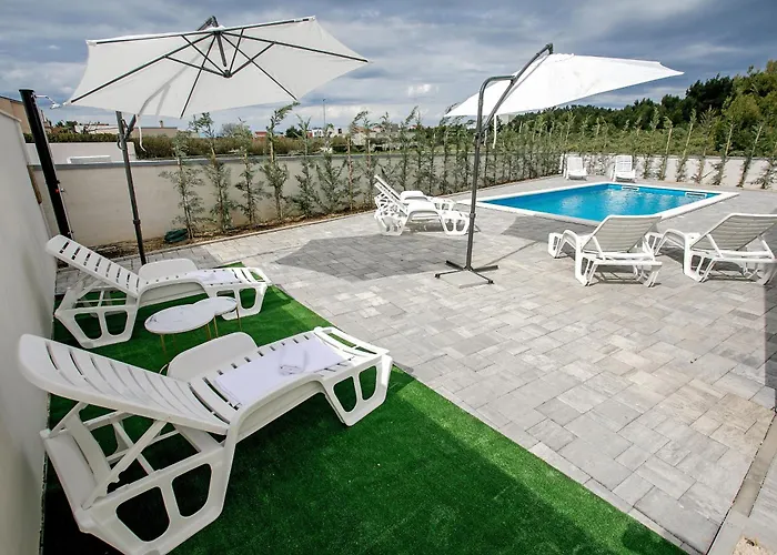 Family-friendly With Swimming Pool - Mulo, Zadar - 24110 דירה *
