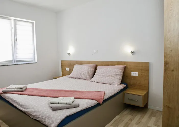 Daire Family-friendly With Swimming Pool - Mulo, Zadar - 24110 Vrsi