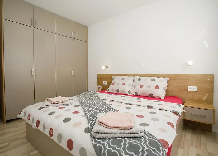 Daire Family-friendly With Swimming Pool - Mulo, Zadar - 24110