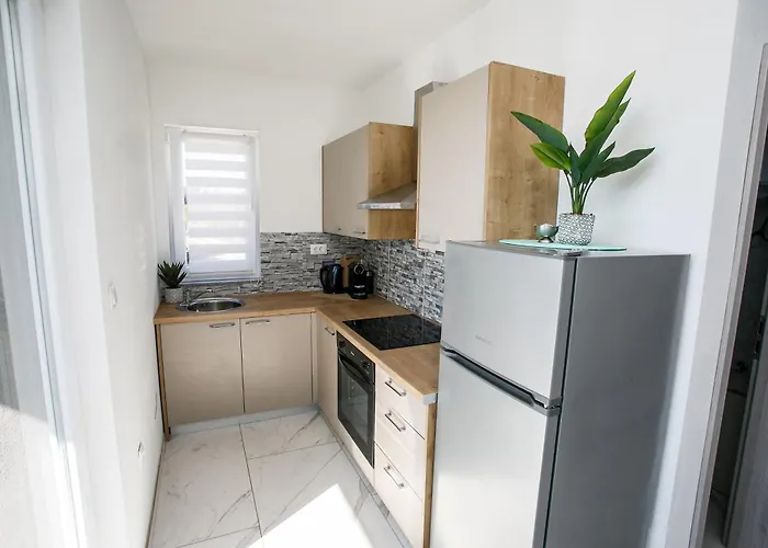 Family-friendly With Swimming Pool - Mulo, Zadar - 24110 * Vrsi